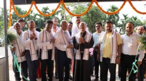 ಬಾರೆಕಾಡು ಕ್ರಾಸ್ ನಲ್ಲಿ ಬಸ್ ತಂಗುದಾಣ  ಲೋಕಾರ್ಪಣೆ